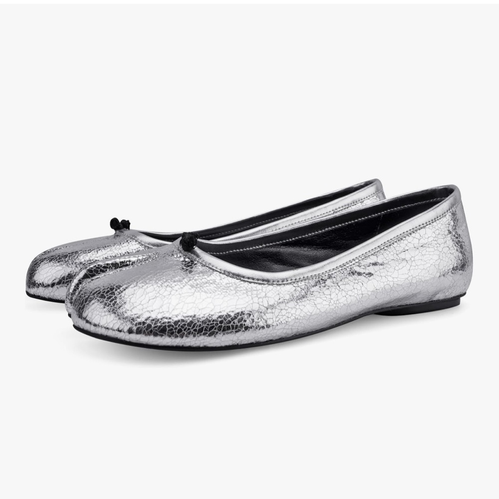 Silver Women's Tabis - Picture 2 of 8